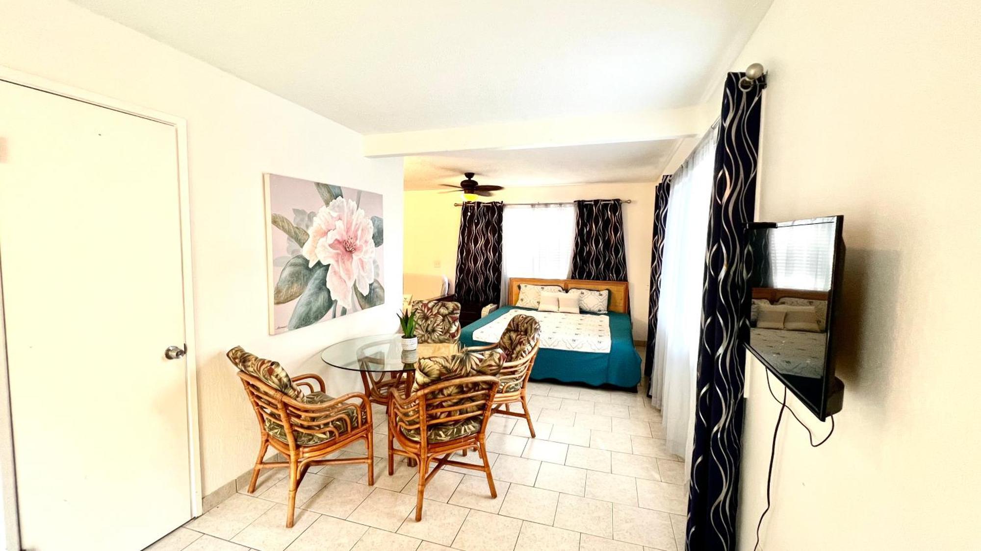 Mailan Hale Ii Apartment